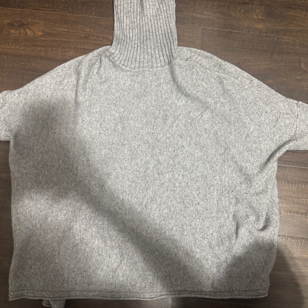 NWT Metric Knits classic turtleneck sweater